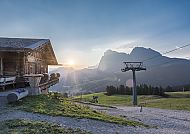 Steger Dellai Hütte und Berge