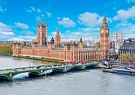 London, Houses of Parliament und Big Ben in London, sonniger Tag.
