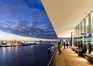 Genießen Sie den Ausblick von der Plaza der Elbphilharmonie