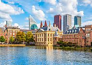 Ausflugstipp: Den Haag, Historische Gebäude und moderne Skyline in Den Haag.