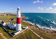 Portland Bill Leuchtturm an der Küste von Portland, UK.