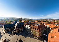 Marktplatz Wernigerode, Marktplatz Wernigerode mit A-ROSA Gothisches Haus im Sonnenschein.