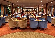 Restaurant, Elegantes Restaurant auf der 'MS VistaMilla' mit stilvoller Einrichtung.