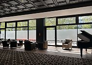 Elegante Hotel Piano Bar im DoubleTree by Hilton Berlin Ku’damm