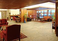 Magic Massana, Lobby